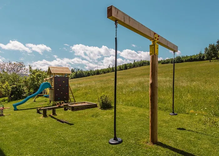 Otel Irmgard Strass im Attergau