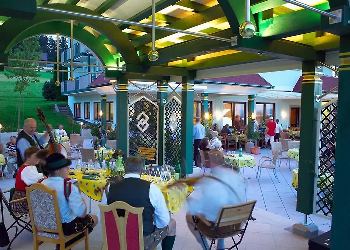 Irmgard 4* Strass im Attergau