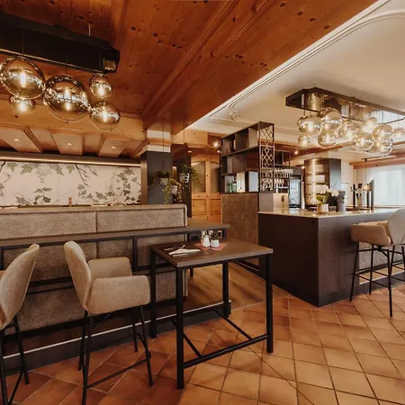 Irmgard Hotel Strass im Attergau