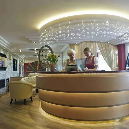 Отель Irmgard 4*